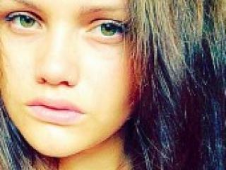 Eroottinen videokeskustelu cllleopatra