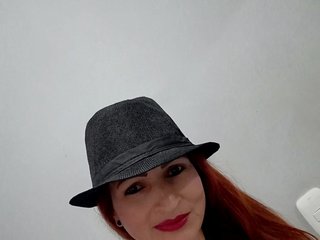 Eroottinen videokeskustelu ConnyRed