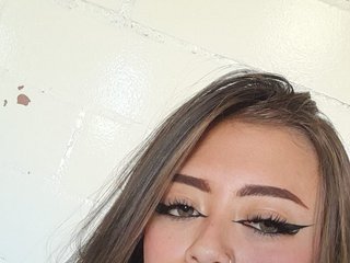 Eroottinen videokeskustelu cora-tay