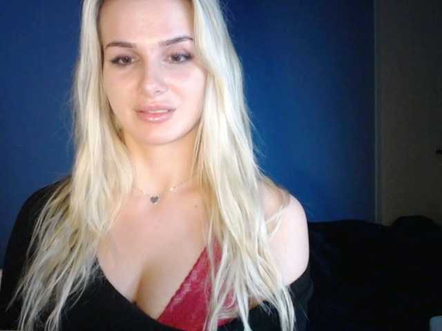 Lähettää kuvakaappauksia Cornelia22hot