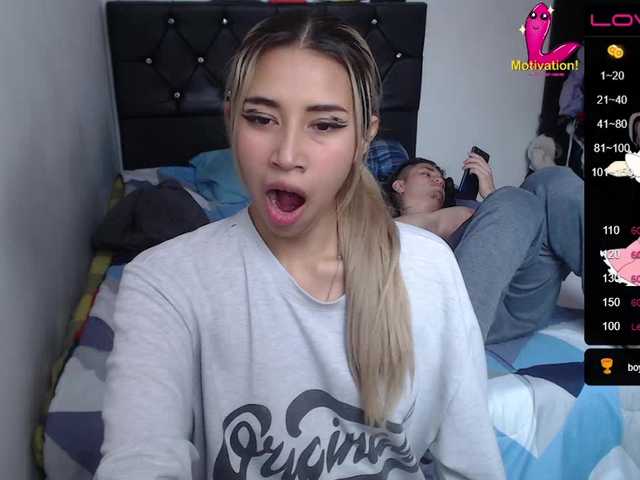 Lähettää kuvakaappauksia Couple--sexxx