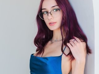 Eroottinen videokeskustelu CozyMell