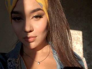 Eroottinen videokeskustelu CandyDNA