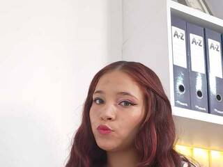 Eroottinen videokeskustelu CristalAdams