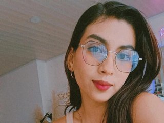 Eroottinen videokeskustelu Cristin-Petite