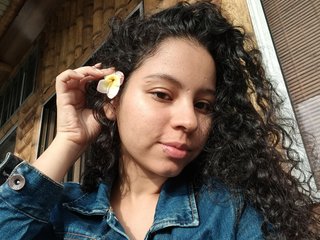 Eroottinen videokeskustelu Curie-girl