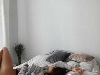 Eroottinen videokeskustelu CurlyGio