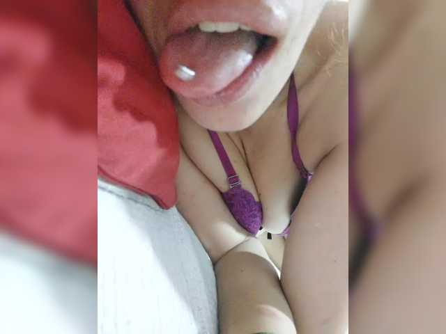 Kuvat CurlyHanna #horny#pircing#tongue#nipples#perfored#milf#hottest#deeptroat#flexiblity#