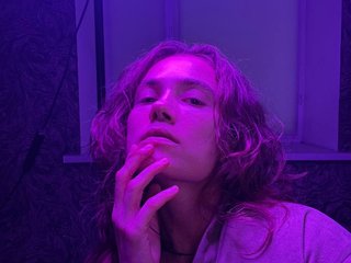 Eroottinen videokeskustelu curlyNed