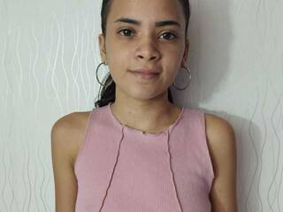 Eroottinen videokeskustelu Cute-michel