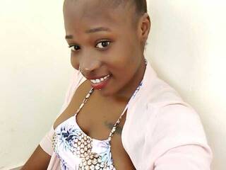 Eroottinen videokeskustelu Cuteberryl