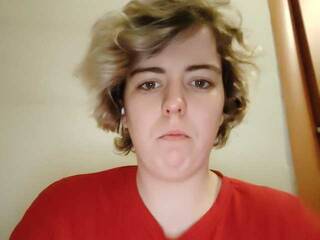 Eroottinen videokeskustelu CuteKitty758