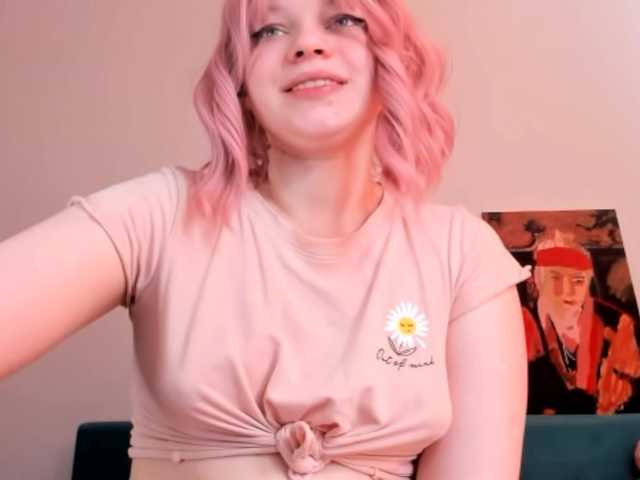 Kuvat CutieSue Oil show , naked body ^_^ lovense in my pussy subscription 10 tokens @total @sofar : start show @remain