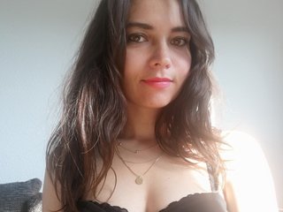 Eroottinen videokeskustelu CyndeeWinter