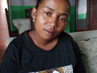 Eroottinen videokeskustelu Cynthia01