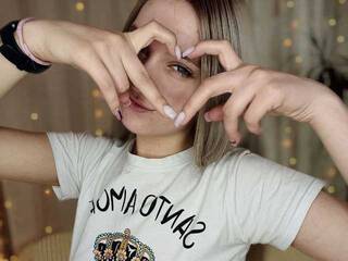 Eroottinen videokeskustelu CyrilaPuff