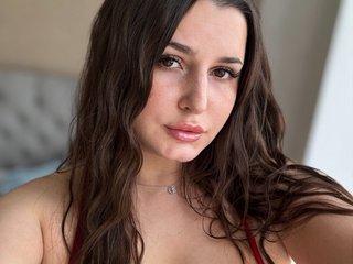 Eroottinen videokeskustelu D-i-a-n-a