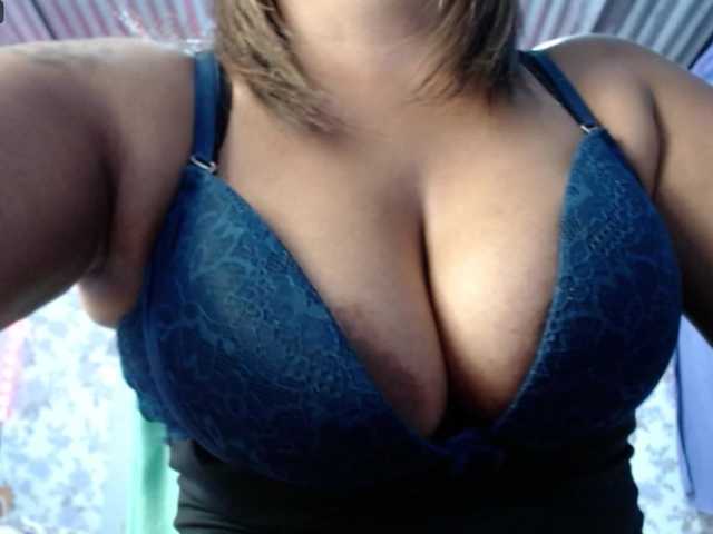 Kuvat Dahian-Diamod hey♥ come to play♥ hru? #milf #ebony #mommy #latina #mature♥♥♥