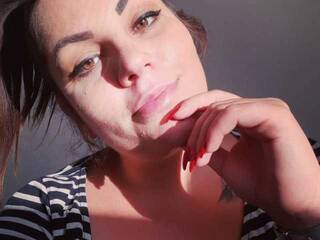 Eroottinen videokeskustelu daisywalker