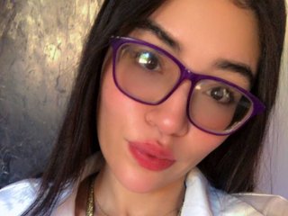 Eroottinen videokeskustelu DakotaMoretti