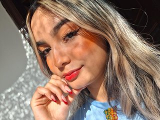 Eroottinen videokeskustelu Dalia-Salem