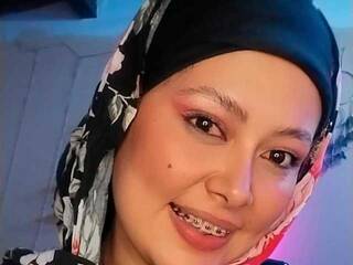 Eroottinen videokeskustelu DanaAlabi