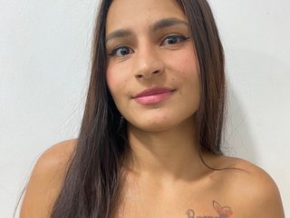 Eroottinen videokeskustelu Daniah-