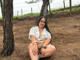 Eroottinen videokeskustelu Daniela-Saenz