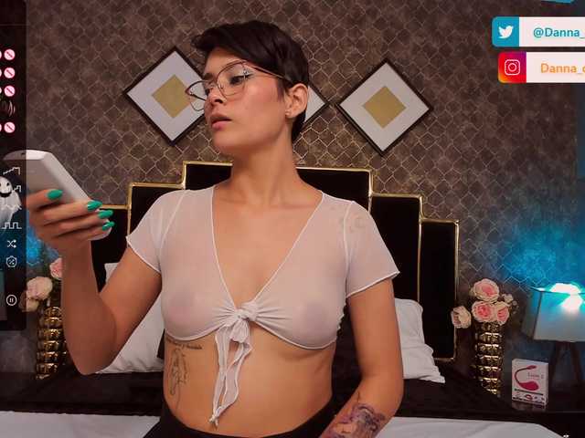 Kuvat DannaCartier I'm Danna✨ All requests are full in private(discussed in pm) ❤put love!REMEMBER FOLLOW ME IN IGTW: danna_carter_ #dom #smalltits #schoolgirl #shorthair #teasing remain @remain of @total (PAINTBODY SHOW AT @total) TY FOR YOUR @sofar Tks