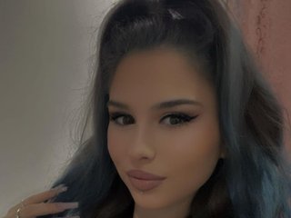 Eroottinen videokeskustelu DariKoleva