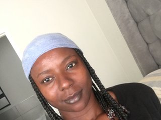 Eroottinen videokeskustelu Darkcage