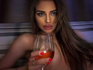 Eroottinen videokeskustelu Dashakisaa