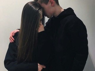 Eroottinen videokeskustelu DaveDanna
