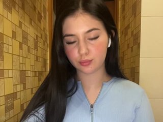 Eroottinen videokeskustelu DemonMarrry