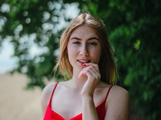 Eroottinen videokeskustelu desireMegan