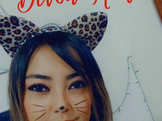 Eroottinen videokeskustelu DevonAokiSex