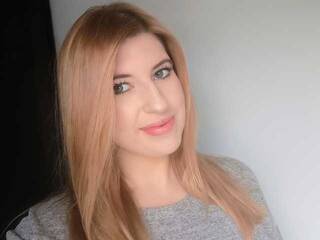 Eroottinen videokeskustelu DianaDream