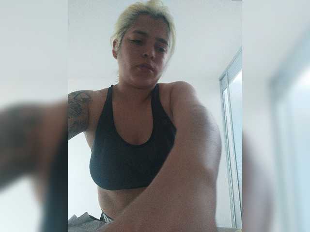 Lähettää kuvakaappauksia DirtyTeens18