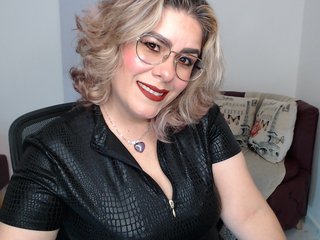 Eroottinen videokeskustelu Diva-Hot82