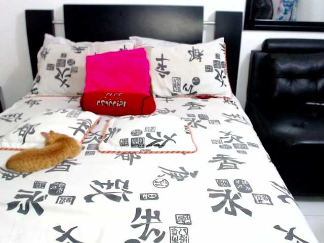 Lähettää kuvakaappauksia titsbiglovers