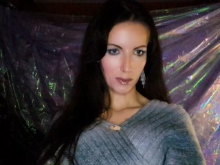 Eroottinen videokeskustelu DizaKitty