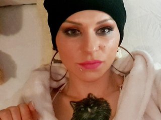 Eroottinen videokeskustelu DolceVioleta92