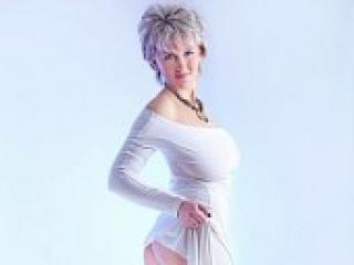 Eroottinen videokeskustelu dora17