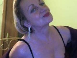 Eroottinen videokeskustelu doryforyou