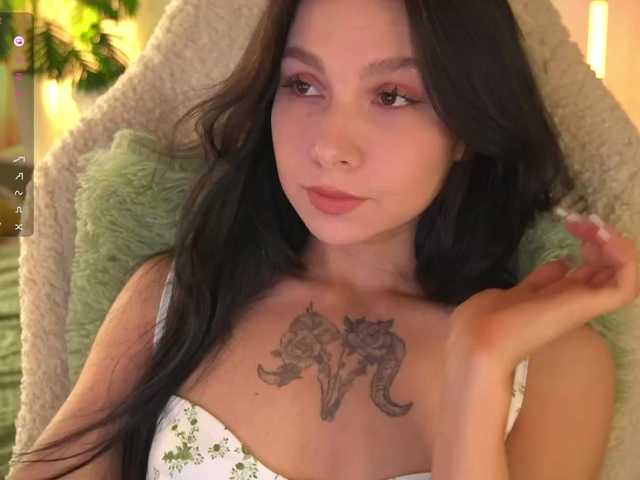 Lähettää kuvakaappauksia DramaQueen_