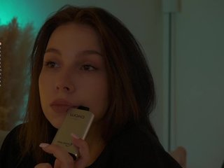 Eroottinen videokeskustelu DramaQueen_