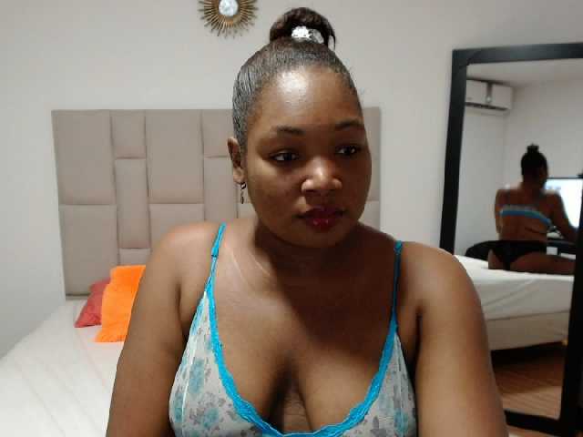 Kuvat EbonyCamille I wanna be full naked for youou! 199, we are 142 tokens closer!