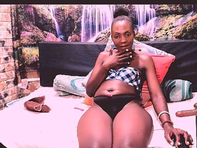 Lähettää kuvakaappauksia ebonykitty4u