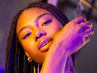 Eroottinen videokeskustelu Ebonymore06