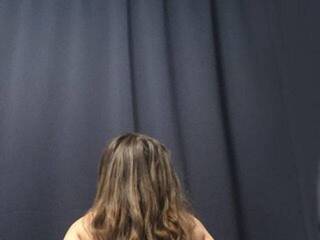 Eroottinen videokeskustelu Eelliizzaa